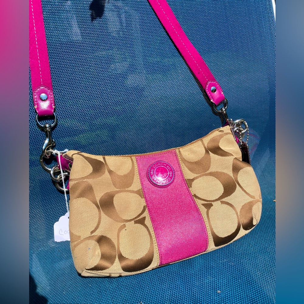 Coach 1941 Signature Stripe Demi Shoulder Bag Handbag F19218 Purse Beige Pink